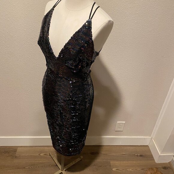 ASOS Black Sequin Midi Cocktail Dress | Deep V Strappy Back‎ | Size 6 - Picture 3 of 8